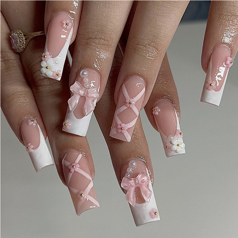 Cototina Celestial Press-On Nail Set